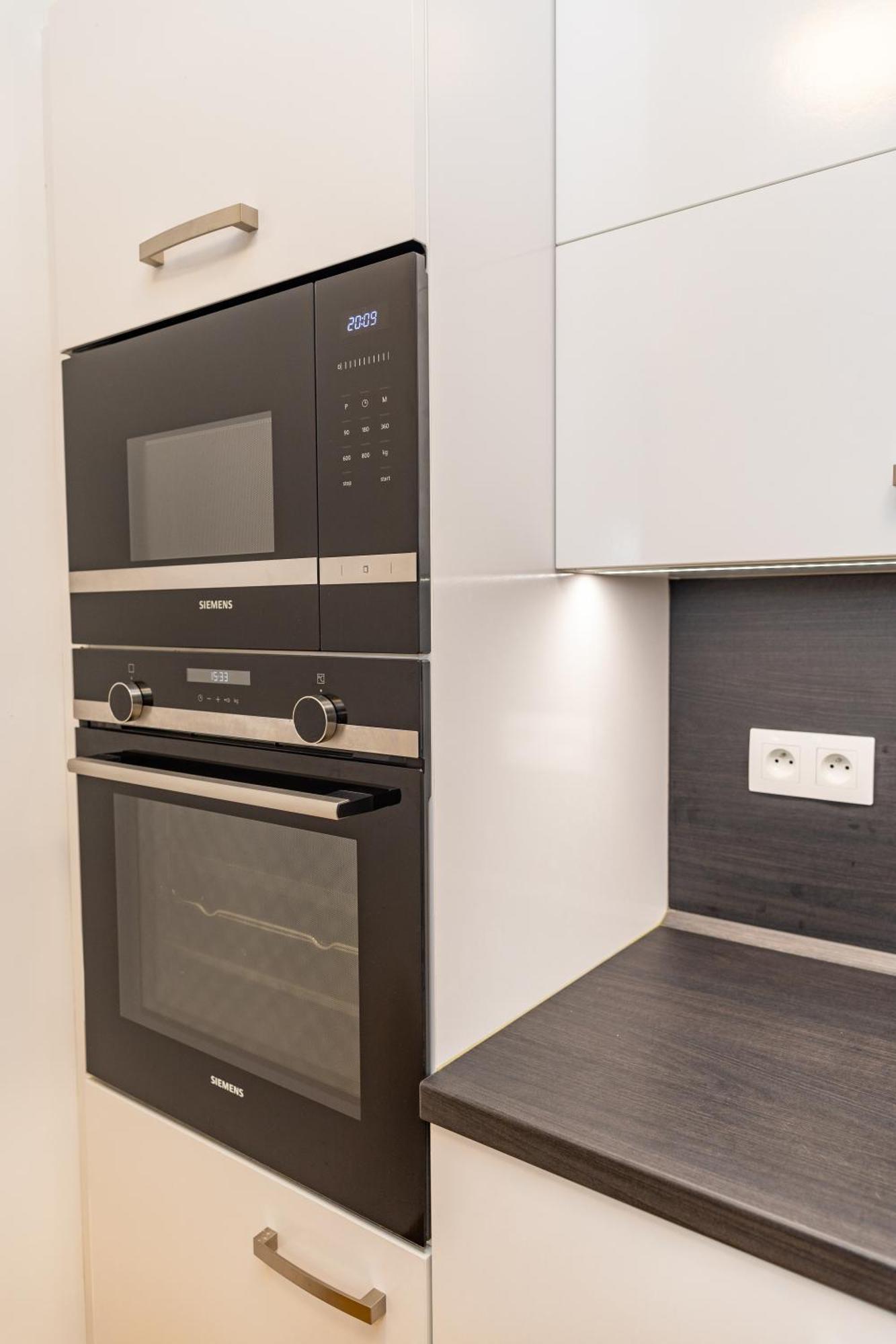 Lovely Studio Apartment, Free Parking 1,55 Hight Praha Bagian luar foto
